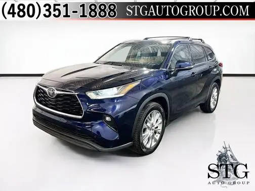 2021 Toyota Highlander Limited FWD photo