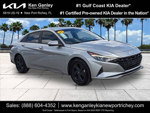 2021 Hyundai Elantra SEL FWD photo