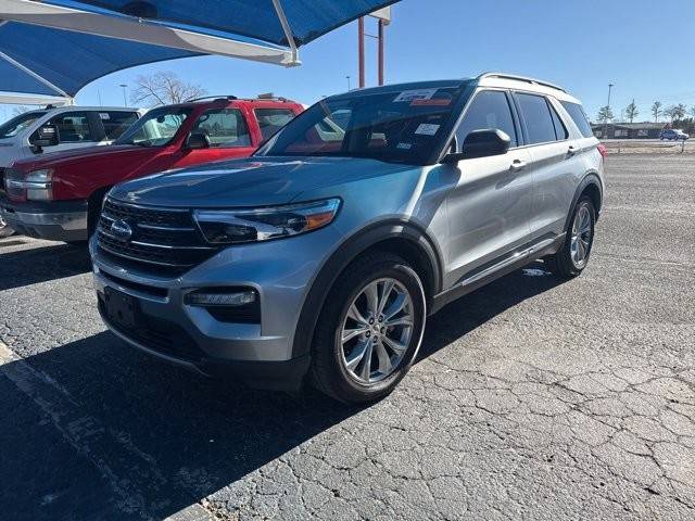 2021 Ford Explorer XLT 4WD photo