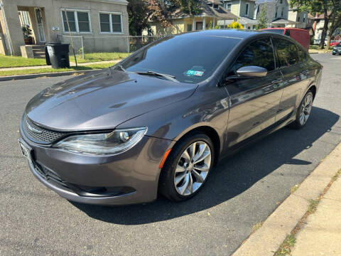 2015 Chrysler 200 S FWD photo