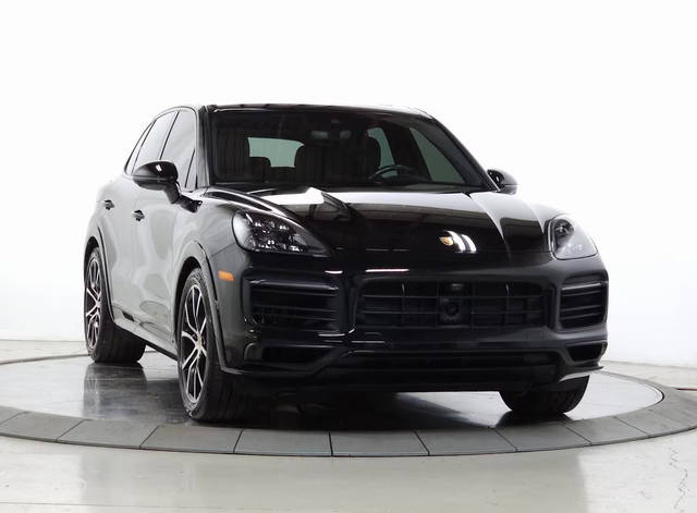 2021 Porsche Cayenne GTS AWD photo