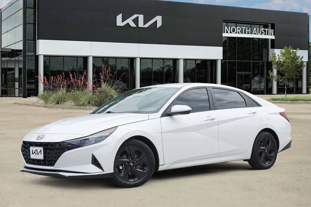 2021 Hyundai Elantra SEL FWD photo