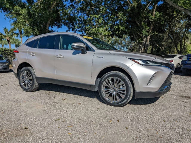 2021 Toyota Venza XLE AWD photo