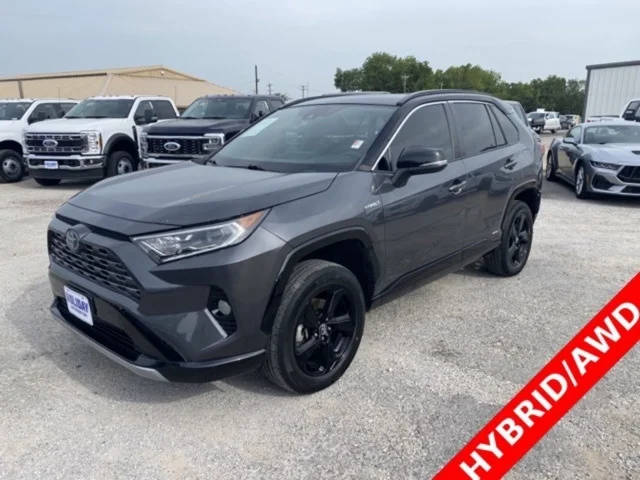 2021 Toyota RAV4 Hybrid XSE AWD photo