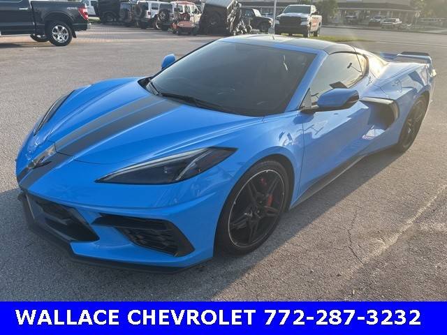 2020 Chevrolet Corvette 2LT RWD photo