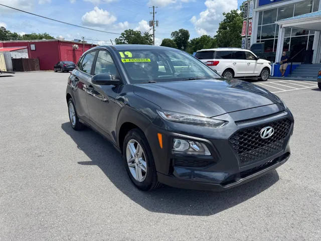 2019 Hyundai Kona SE FWD photo