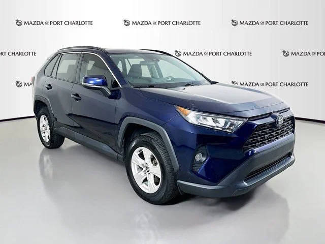2021 Toyota RAV4 XLE FWD photo