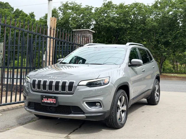 2021 Jeep Cherokee Limited 4WD photo