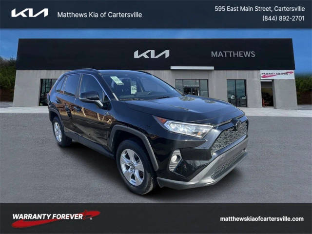 2021 Toyota RAV4 XLE FWD photo