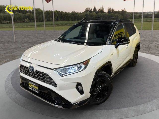 2021 Toyota RAV4 Hybrid XSE AWD photo