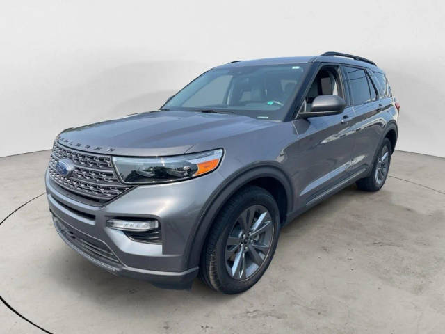 2021 Ford Explorer XLT 4WD photo