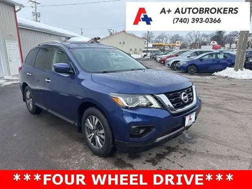 2020 Nissan Pathfinder S 4WD photo