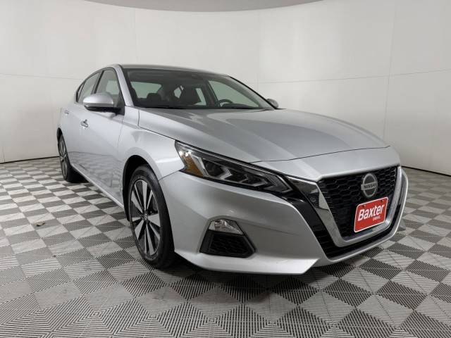 2021 Nissan Altima 2.5 SV AWD photo