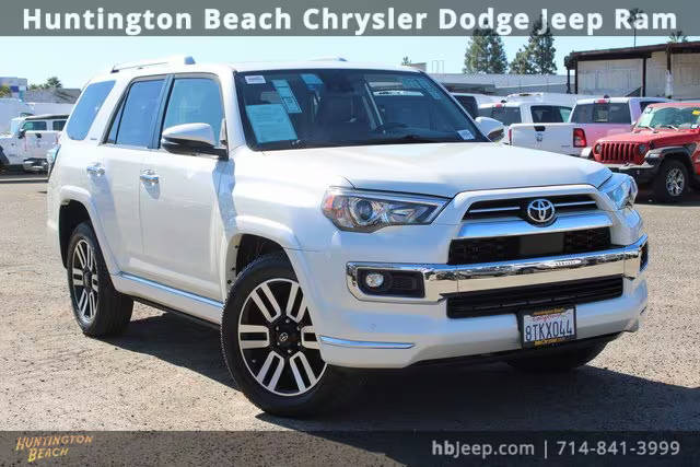 2021 Toyota 4Runner Limited RWD photo