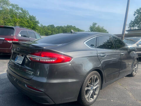 2019 Ford Fusion Titanium FWD photo