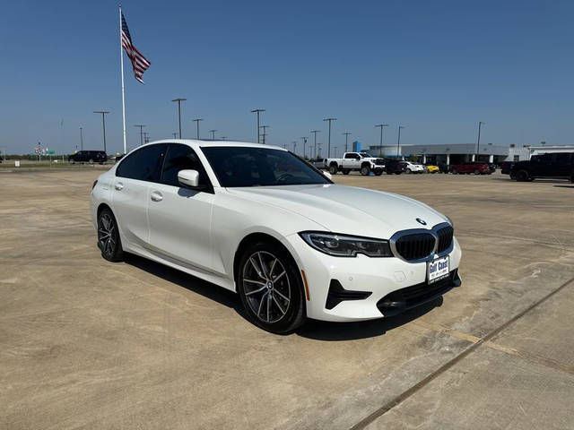 2019 BMW 3 Series 330i RWD photo