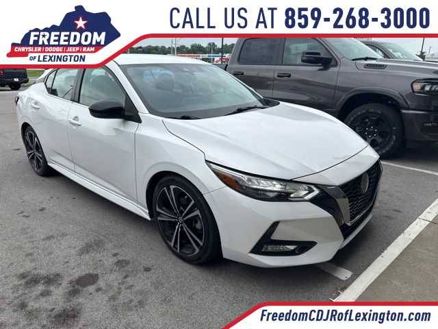 2021 Nissan Sentra SR FWD photo