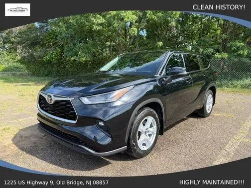 2021 Toyota Highlander LE AWD photo