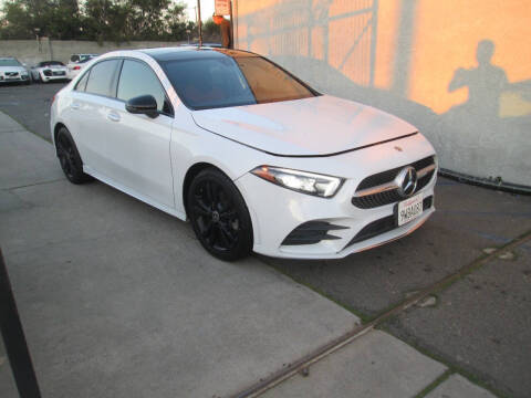 2021 Mercedes-Benz A-Class A 220 FWD photo