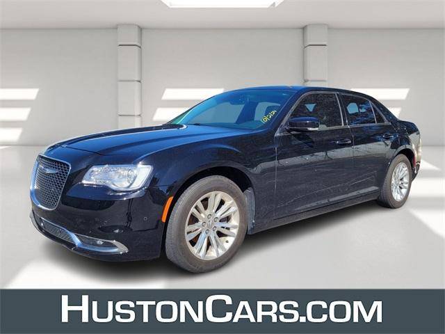 2021 Chrysler 300 Touring L RWD photo