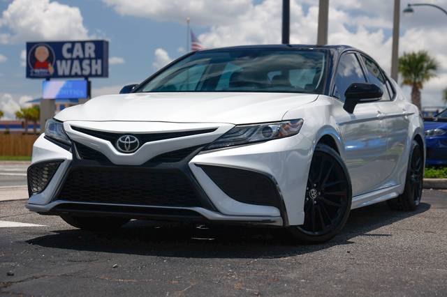 2021 Toyota Camry XSE FWD photo