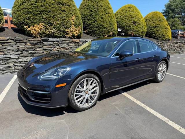 2021 Porsche Panamera 4 AWD photo