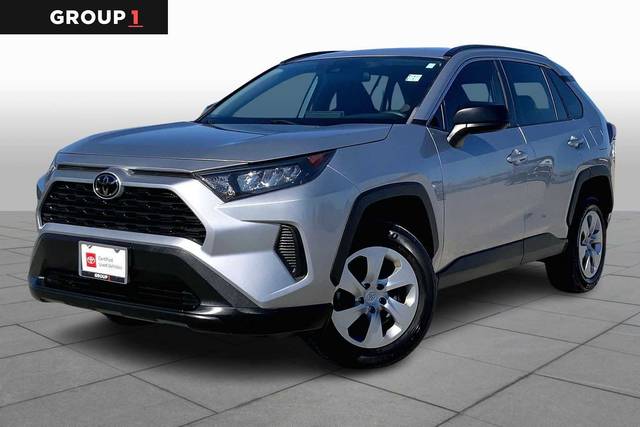 2021 Toyota RAV4 LE FWD photo