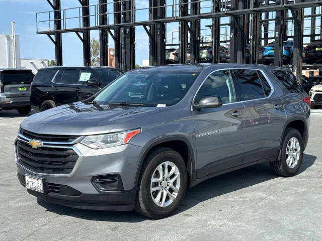 2021 Chevrolet Traverse LS FWD photo