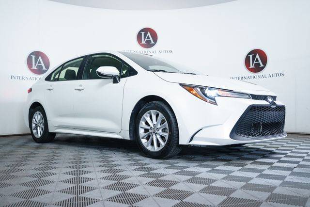 2021 Toyota Corolla LE FWD photo