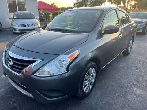 2019 Nissan Versa SV FWD photo