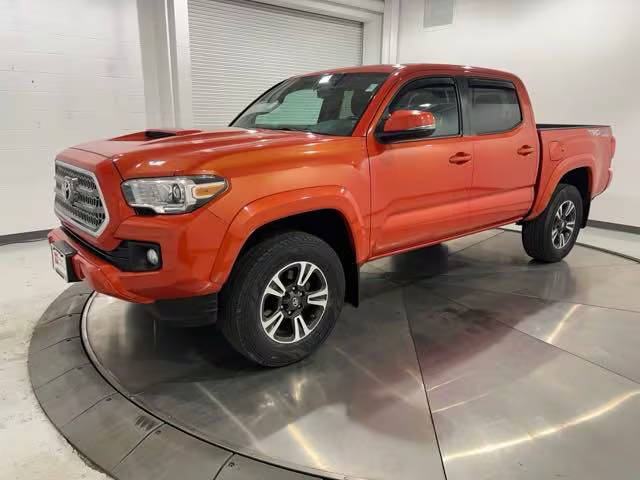 2017 Toyota Tacoma TRD Sport 4WD photo