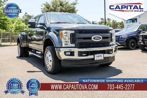 2017 Ford F-450 Super Duty Lariat 4WD photo