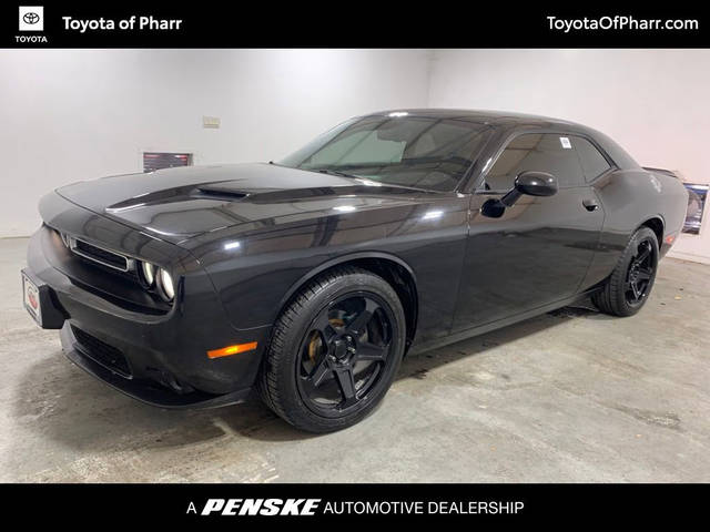 2019 Dodge Challenger SXT RWD photo