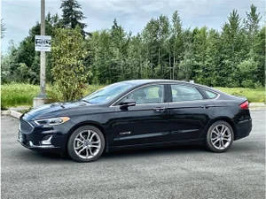 2019 Ford Fusion Titanium FWD photo