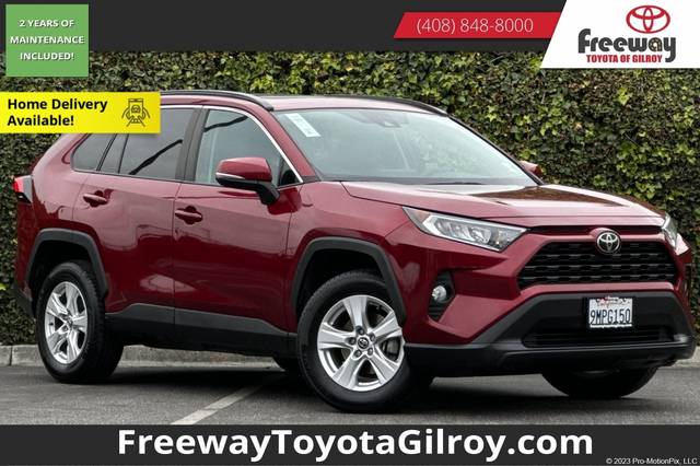 2021 Toyota RAV4 XLE FWD photo