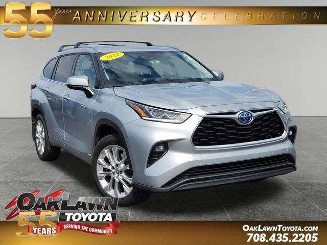 2021 Toyota Highlander Hybrid Limited AWD photo
