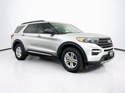 2021 Ford Explorer XLT 4WD photo