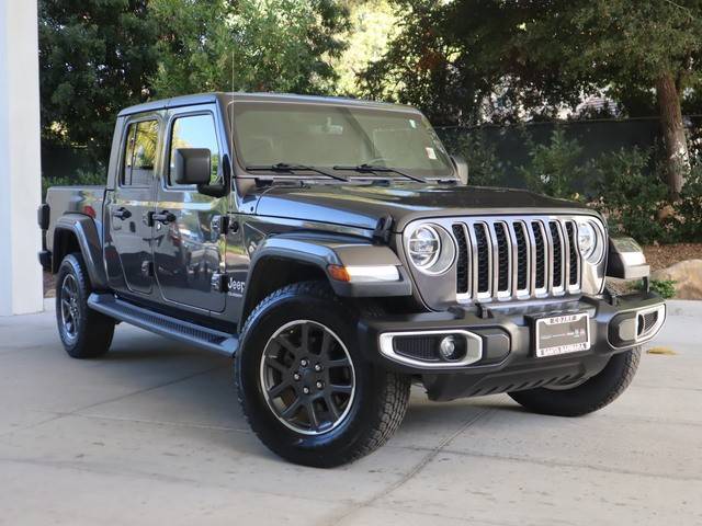 2021 Jeep Gladiator Overland 4WD photo