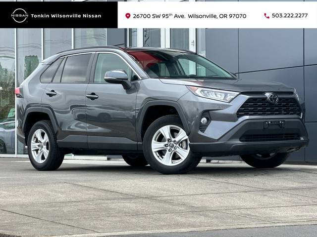 2021 Toyota RAV4 XLE AWD photo