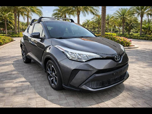 2021 Toyota C-HR XLE FWD photo