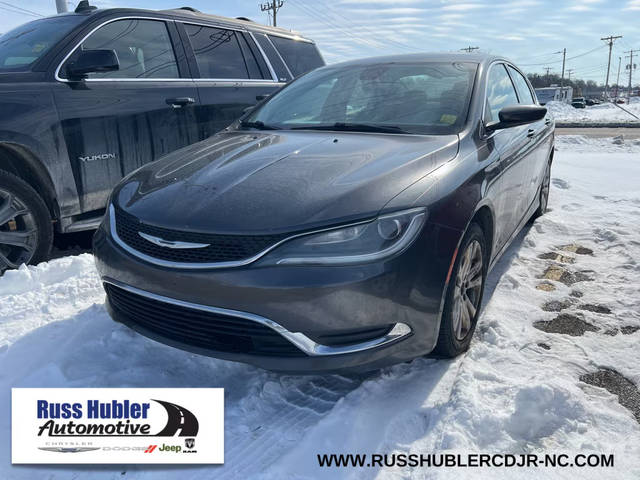 2015 Chrysler 200 Limited FWD photo