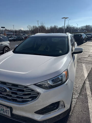 2019 Ford Edge SEL AWD photo