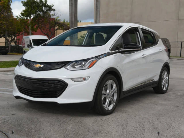 2020 Chevrolet Bolt Premier FWD photo