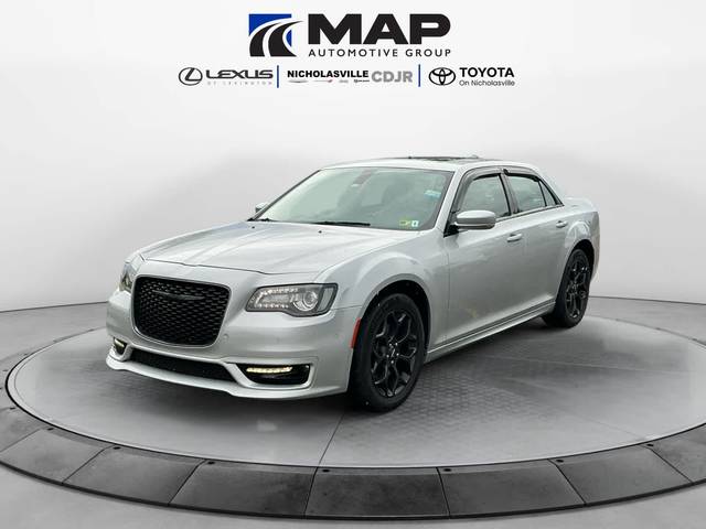 2021 Chrysler 300 Touring L AWD photo