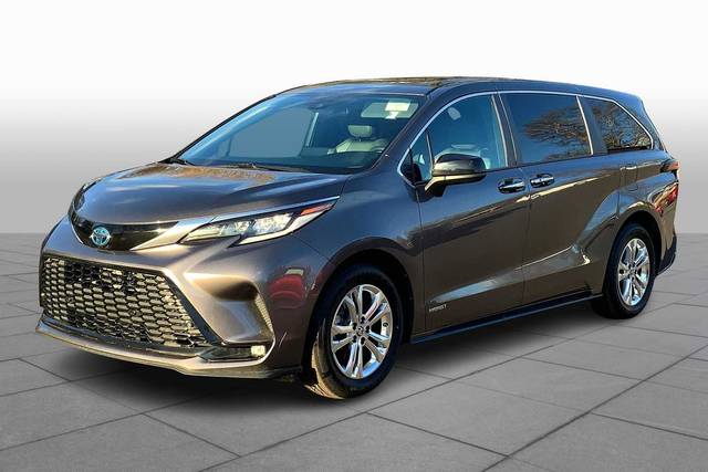 2021 Toyota Sienna XSE AWD photo