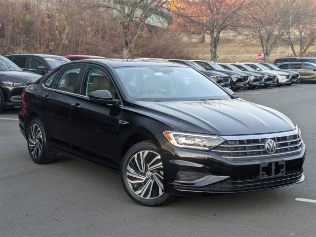 2021 Volkswagen Jetta SEL FWD photo