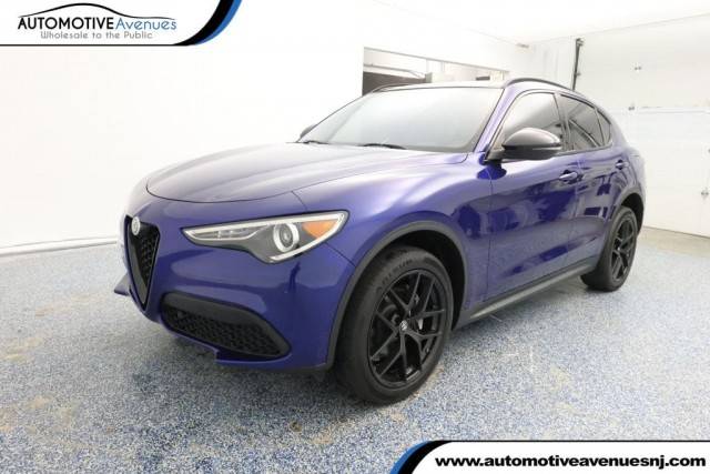 2021 Alfa Romeo Stelvio RWD photo