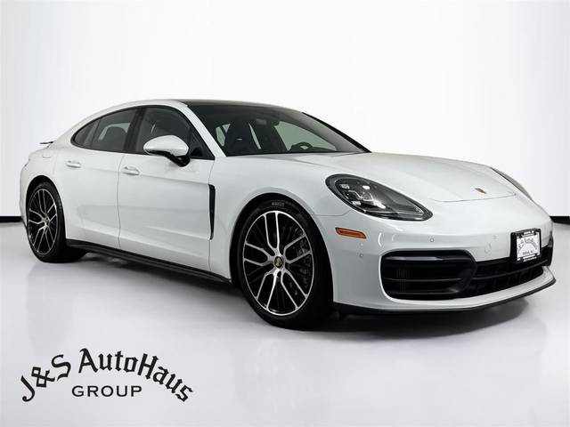 2021 Porsche Panamera 4 AWD photo