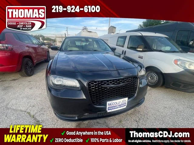 2021 Chrysler 300 Touring AWD photo