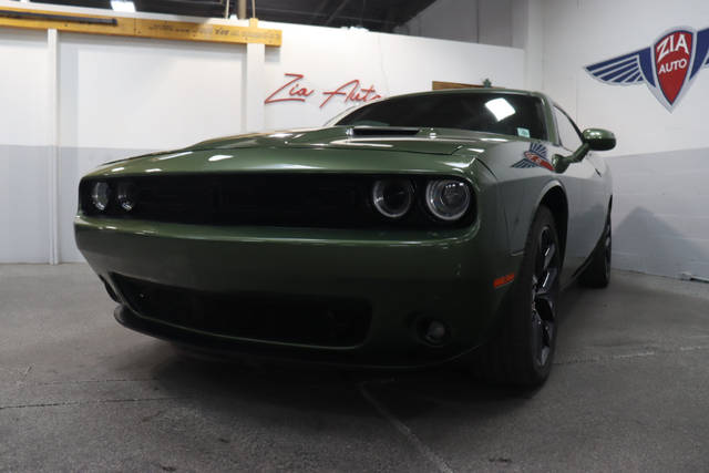 2021 Dodge Challenger SXT RWD photo